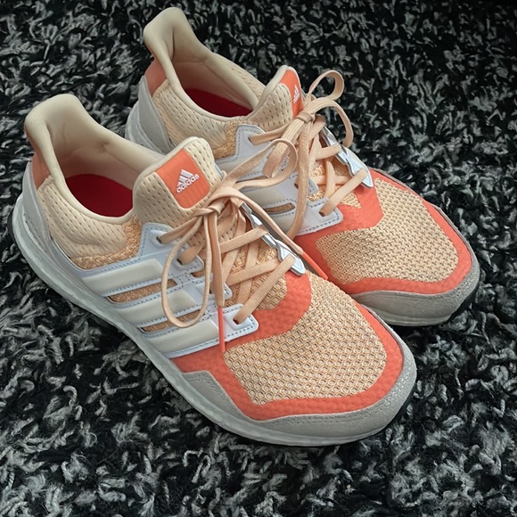 ADIDAS ULTRA BOOST - Picture 5 of 14